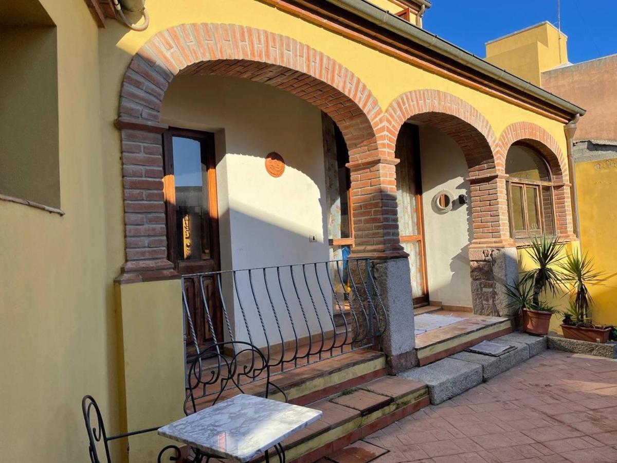Aventina Holiday Home Burcei Exterior foto